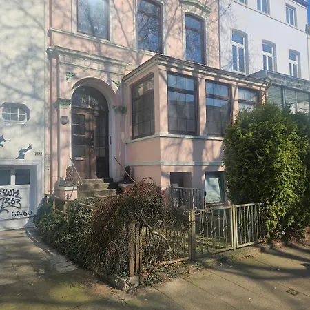 Bremens Herz Weser Und Stadion Апартаменти *